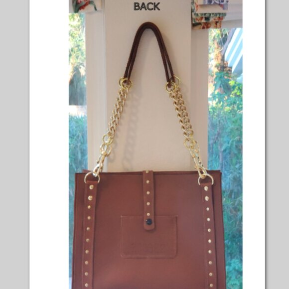 AI-Meets-Artisan Tote: One-of-a-Kind Cool - Picture 2 of 15